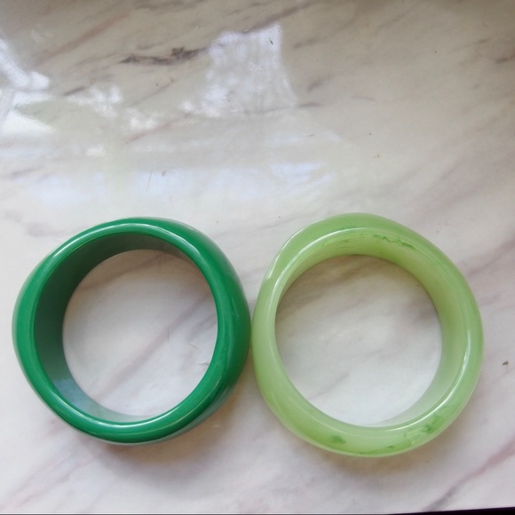 Two Green Bangles - Picture 3 of 6